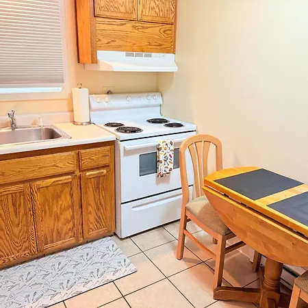 Timbers Inn And Suites Ashland Room photo