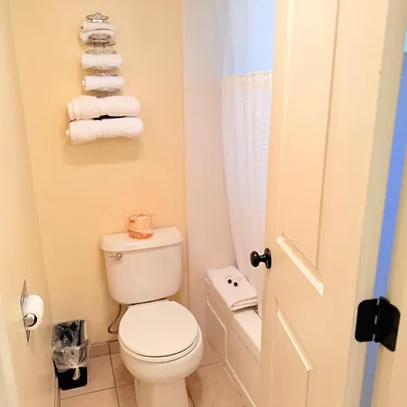 Timbers Inn And Suites Ashland Room photo