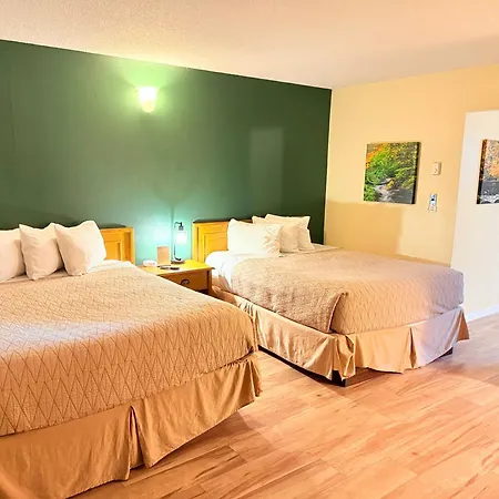 Timbers Inn And Suites Ashland Room photo