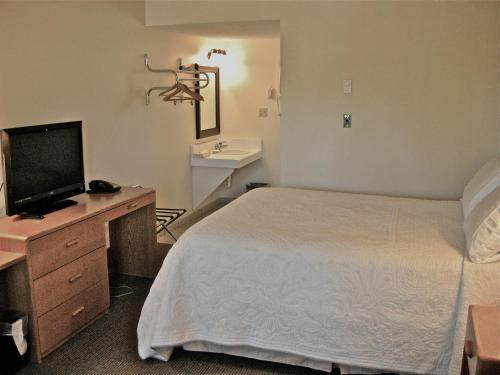 Timbers And Motel 2*