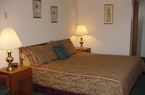 Timbers And Motel 2*